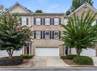 2942 Wintercrest Dr, Dunwoody, GA 30360