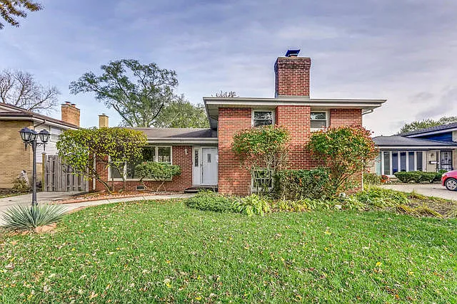 311 Lynn Ct photo 1