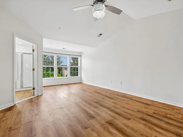 4616 Ripley Manor Ter — Photo 21