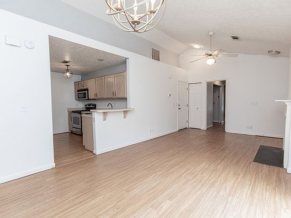 5th image of 3058 Penn Meade Way