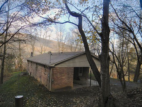 2nd image of Witt Dr