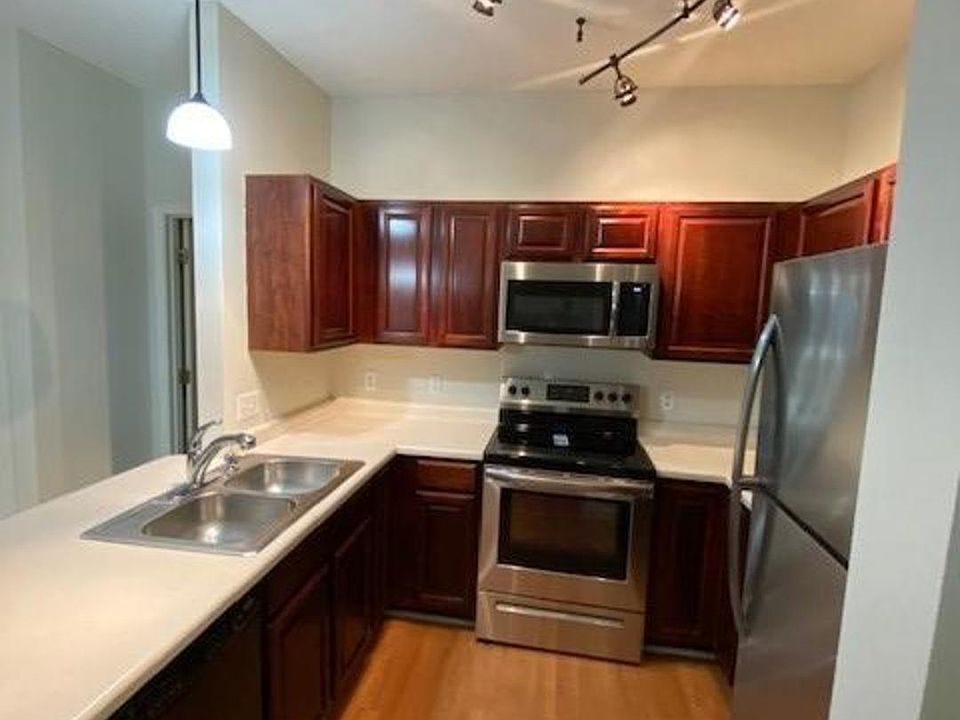 1st image of 679 Woodduck Dr Unit D