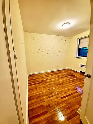 Rented by Padsters Realty LLC | media 38