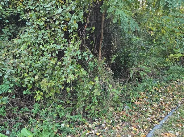 8824 Old Laurel Bowie Rd, Bowie, MD 20720