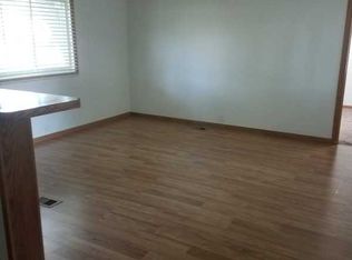 1812 Eastern Dr SW, Cedar Rapids, IA 52404