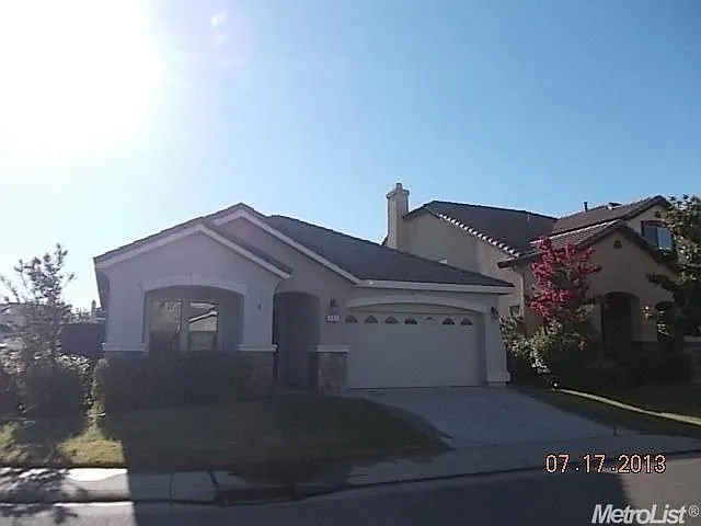 401 Sienna River Ct photo 1