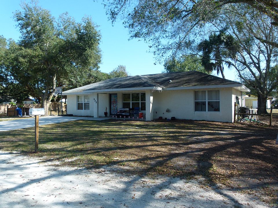 2nd image of 905 SW 12th Ave