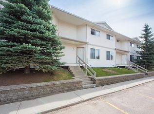 610 King St, Spruce Grove, AB T7X 4J9