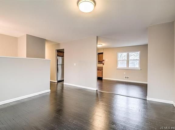 4th image of 248 Long Branch Ave
