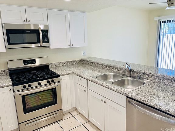 2nd image of 9286 Citrus Ave APT B