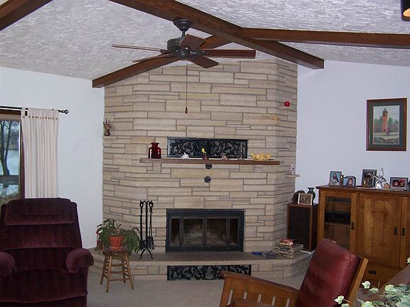 2nd image of 604 Tanglewood Dr