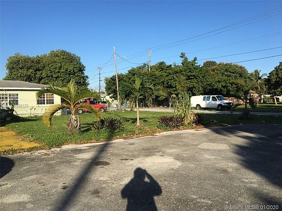 3rd image of 6216 NW 18th Ave