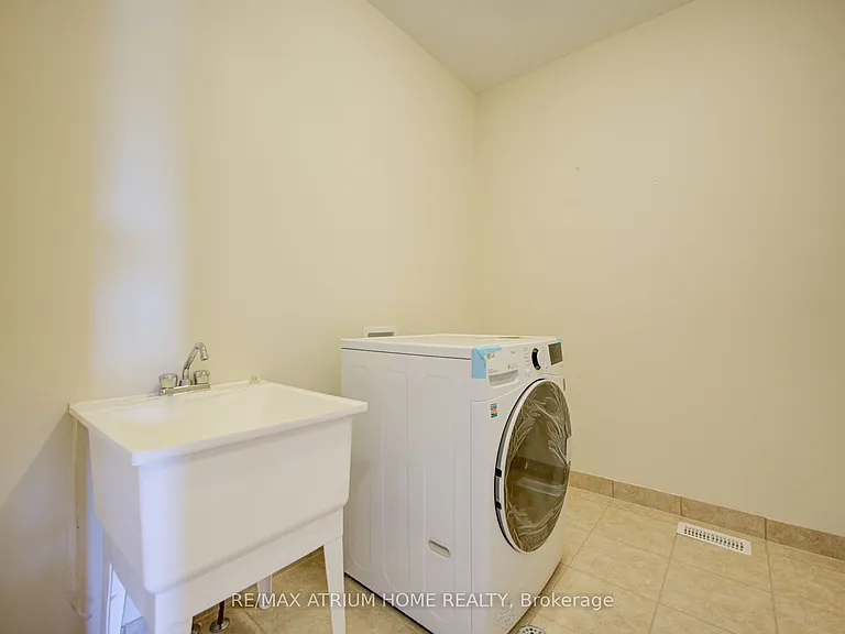 396 Thomas Phillips Dr — Photo 38