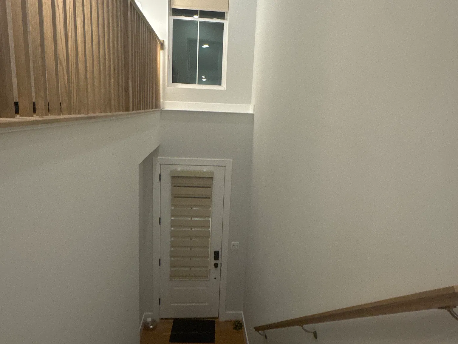 3 bed, 3.5 bath, 2930 sqft, $4,000 — Photo 1