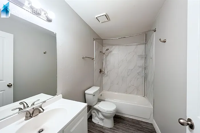 960 N Jay St #D — Photo 6