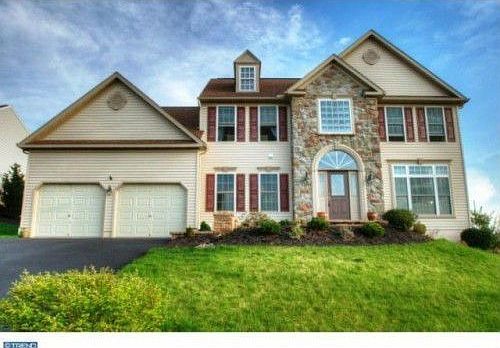 1st image of 5 Sweetwater Ln
