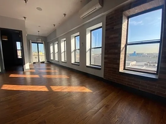 Rented by Nooklyn NYC LLC | media 38