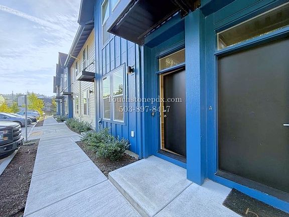 3rd image of 3323 SE 87th Ave #7