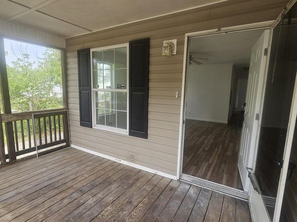 506 S Rowsom St, Columbia, NC 27925