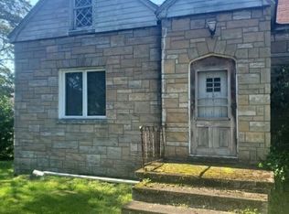 1640 Shady Dr, Farrell, PA 16121