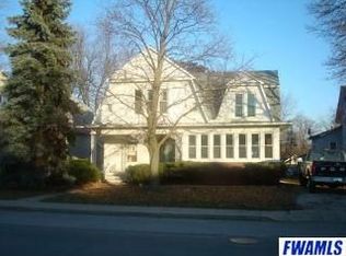 326 N Main St, Columbia City, IN