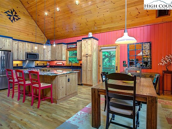 9th image of this home