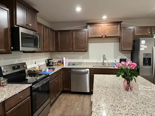 4681 Hardwell St, Rockingham, VA