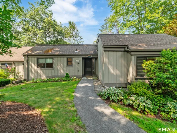 595 Heritage Vlg #B, Southbury, CT 06488