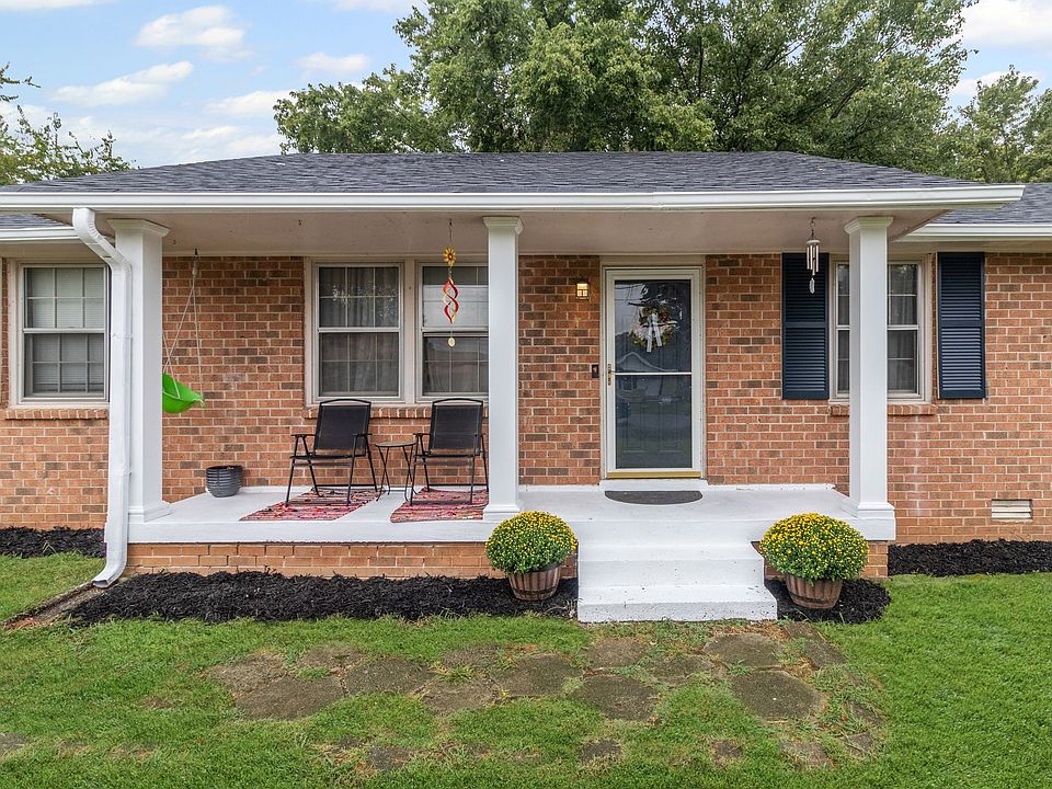 1st image of 105 Pleasant Dr