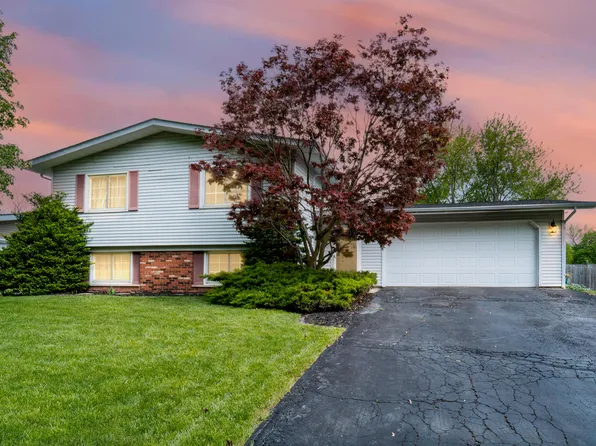 411 Sherman Dr, Valparaiso, IN 46385