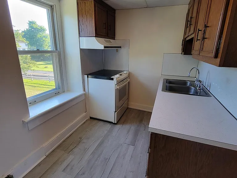 110 Gumbes Rd #2ND FLOOR — Photo 8