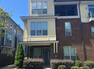 930 Steel House Blvd, Charlotte, NC 28205