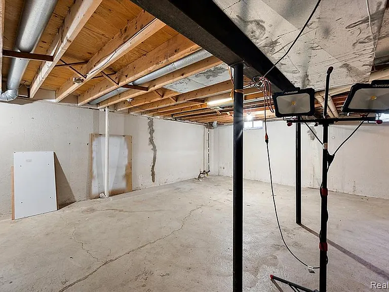 48156 Virginia Ct — Photo 42