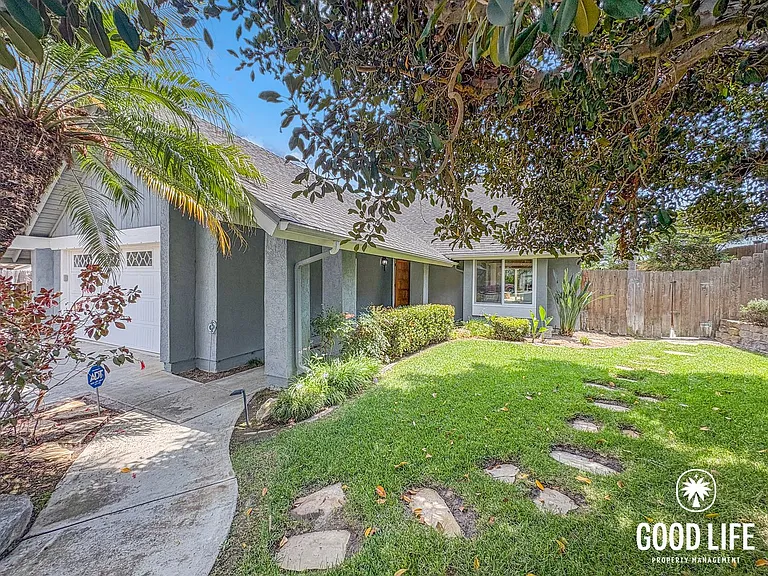 340 Penrod Ct — Photo 2