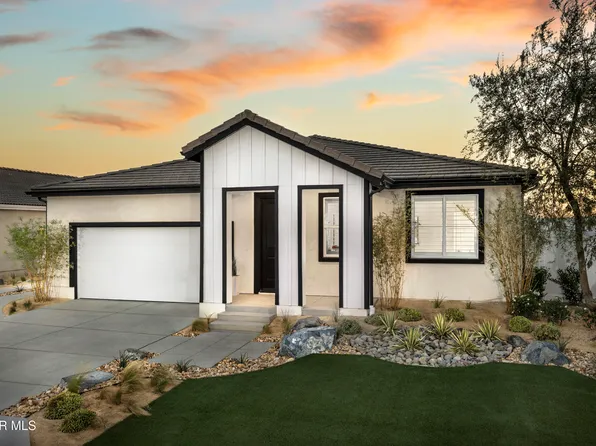 1558 E Holguin St, Lancaster, CA 93535