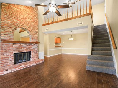 100 E Green Meadows Rd APT 10, Columbia, MO, 65203