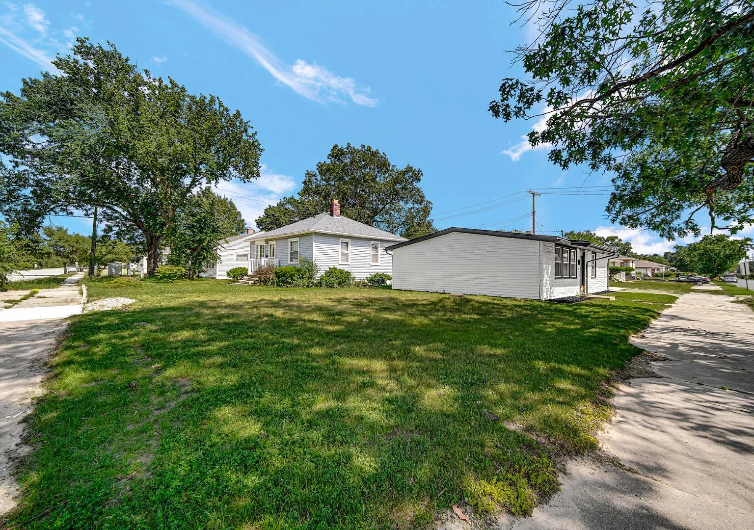 2101 Chase St — Photo 4