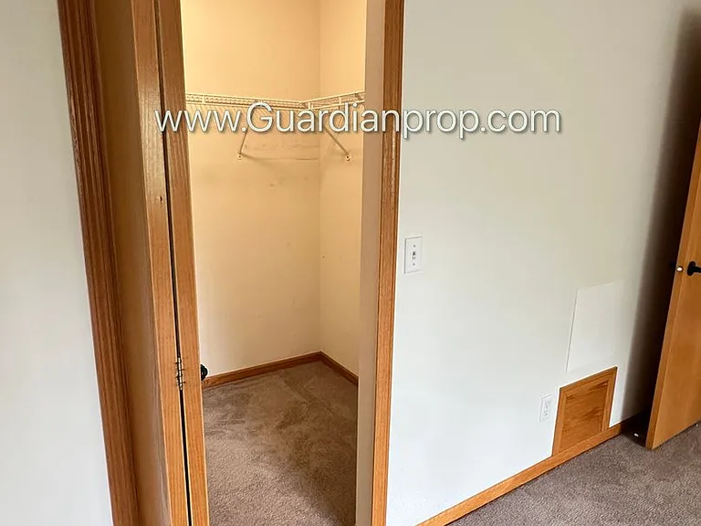 17818 Cobblestone Way — Photo 17