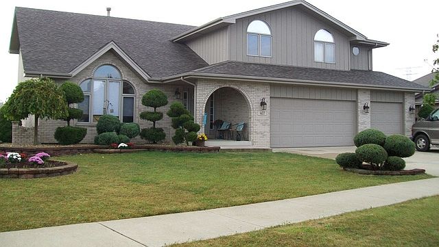 1st image of 8457 Fairfield Ln