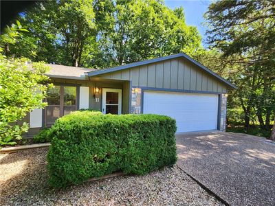 11 Sunderland Dr, Bella Vista, AR, 72714