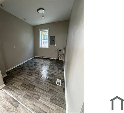 1131 Montrose Ave — Photo 8