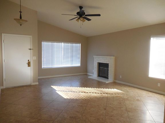 3rd image of 24843 Fay Ave