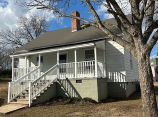 402 N 1st St, Lockhart, SC 29364