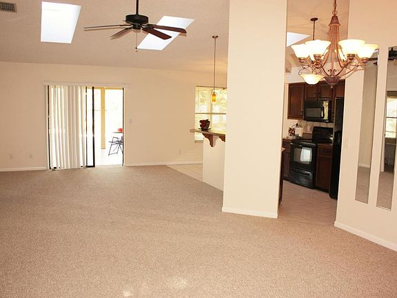 4th image of 1290 Ambra Dr