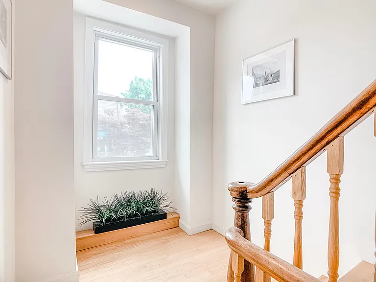 1 Harding St — Photo 16