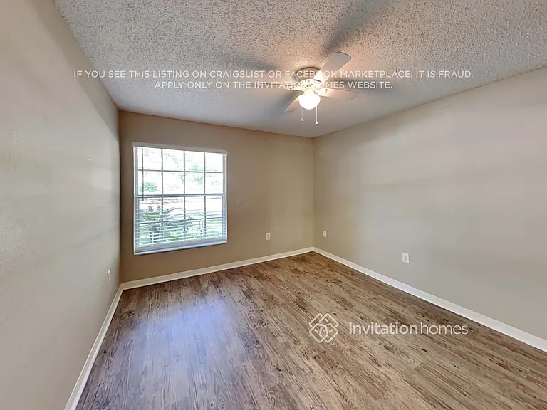 1402 Whispering Woods Way — Photo 12