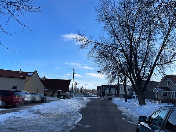 5th image of 19 McKinley Pl N
