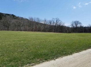 1649 Chief Ln, New Albin, IA 52160