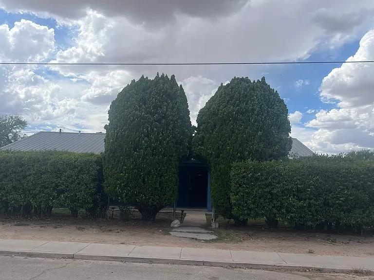 595 N San Pedro St — Photo 2
