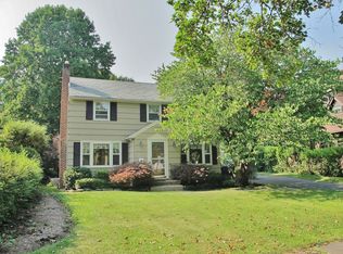 155 Chadbourne Rd, Rochester, NY 14618